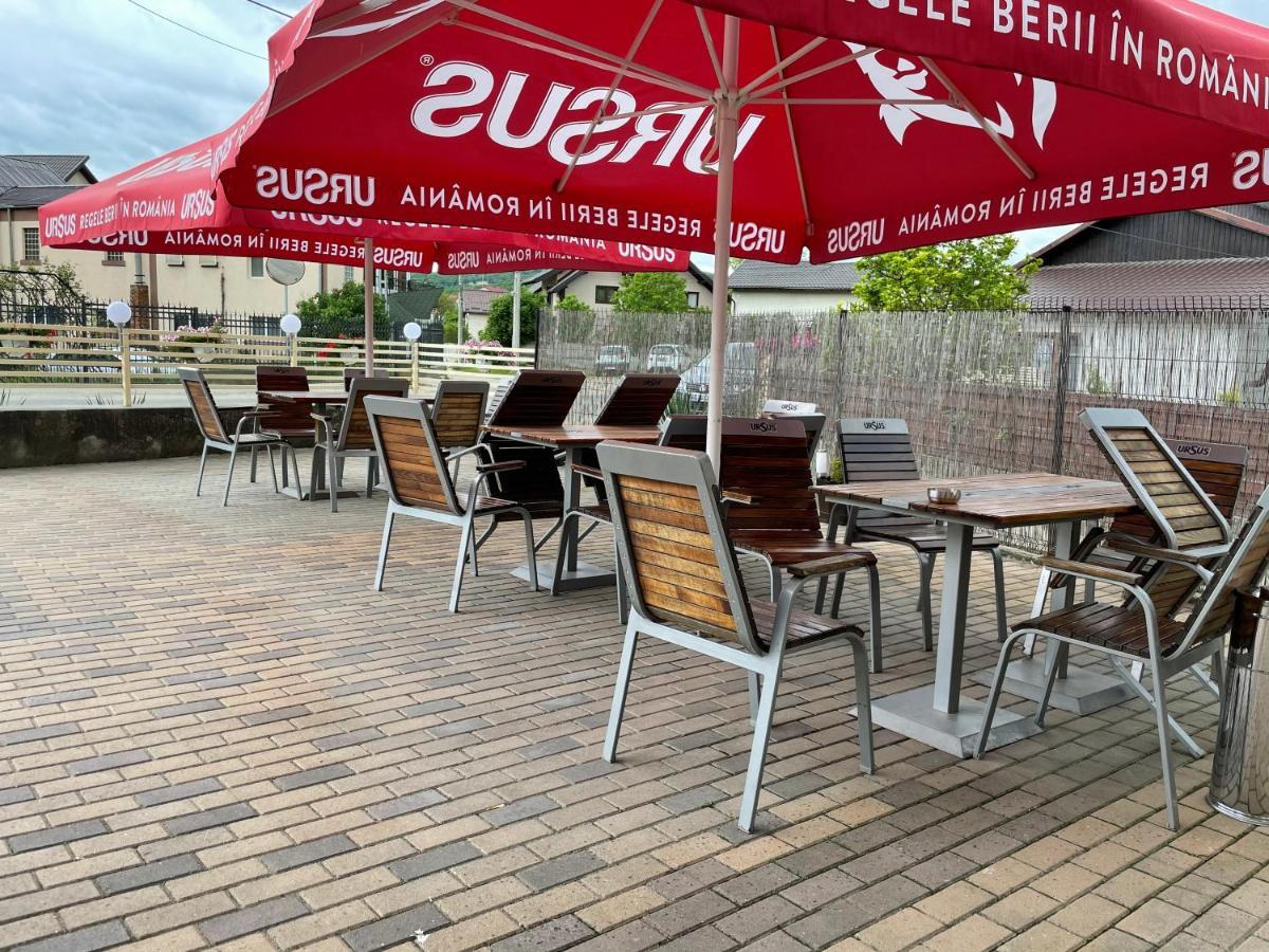 Pensiunea Prestige House Куртя-де-Арджеш Экстерьер фото