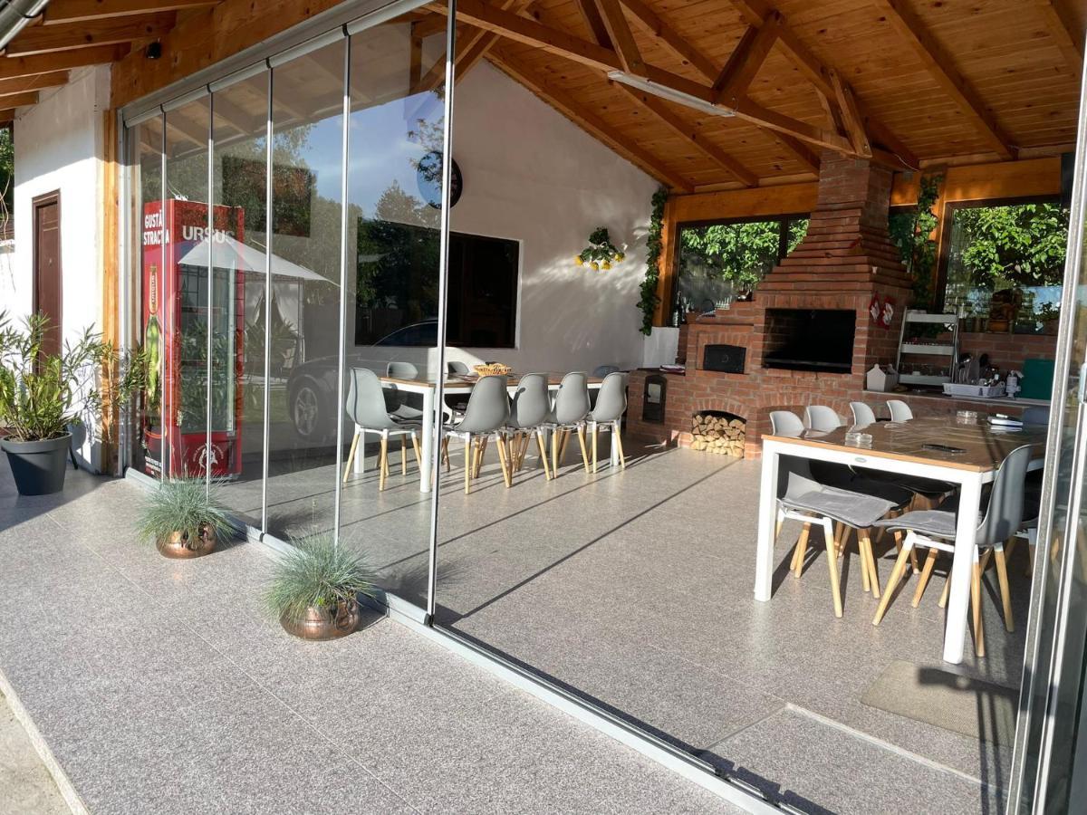 Pensiunea Prestige House Куртя-де-Арджеш Экстерьер фото
