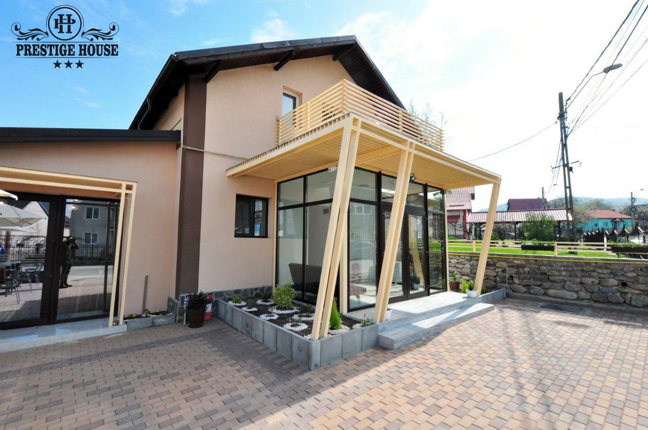 Pensiunea Prestige House Куртя-де-Арджеш Экстерьер фото